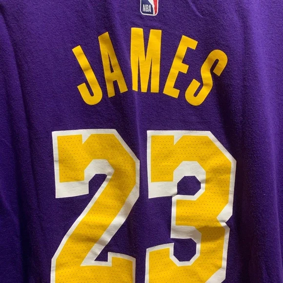 Lakers Lebron James Nike Tee #23 - Used. Good condition. Lakers shirt XL - Picture 3 of 5